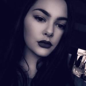 Meet your Posher, Lydia